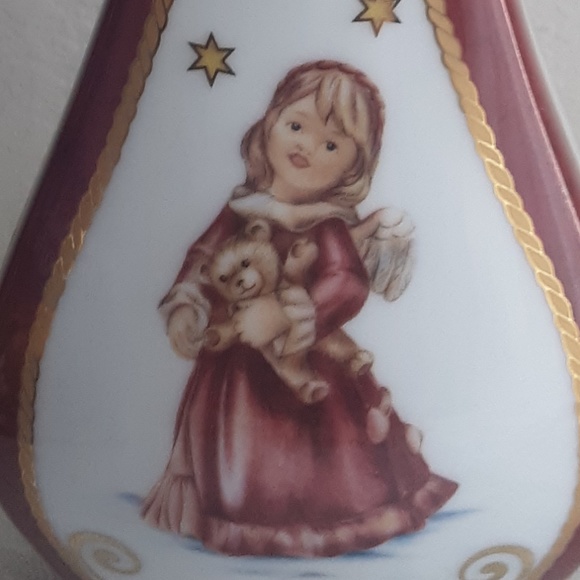 2005 Christmas Goebel Porcelain Candleholder Angel w Bear NIB - Picture 2 of 15
